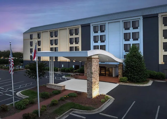 Pet Friendly hotel: Fairfield Inn And Suites By Marriott Winston Salem/Hanes